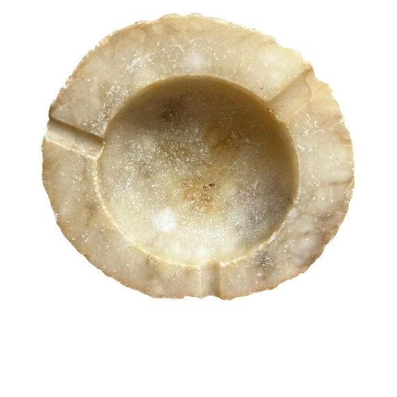Vintage Italian Beige Alabaster Ashtray Hand Carved Round Heavy Raw Cut Stone - Picture 5 of 9